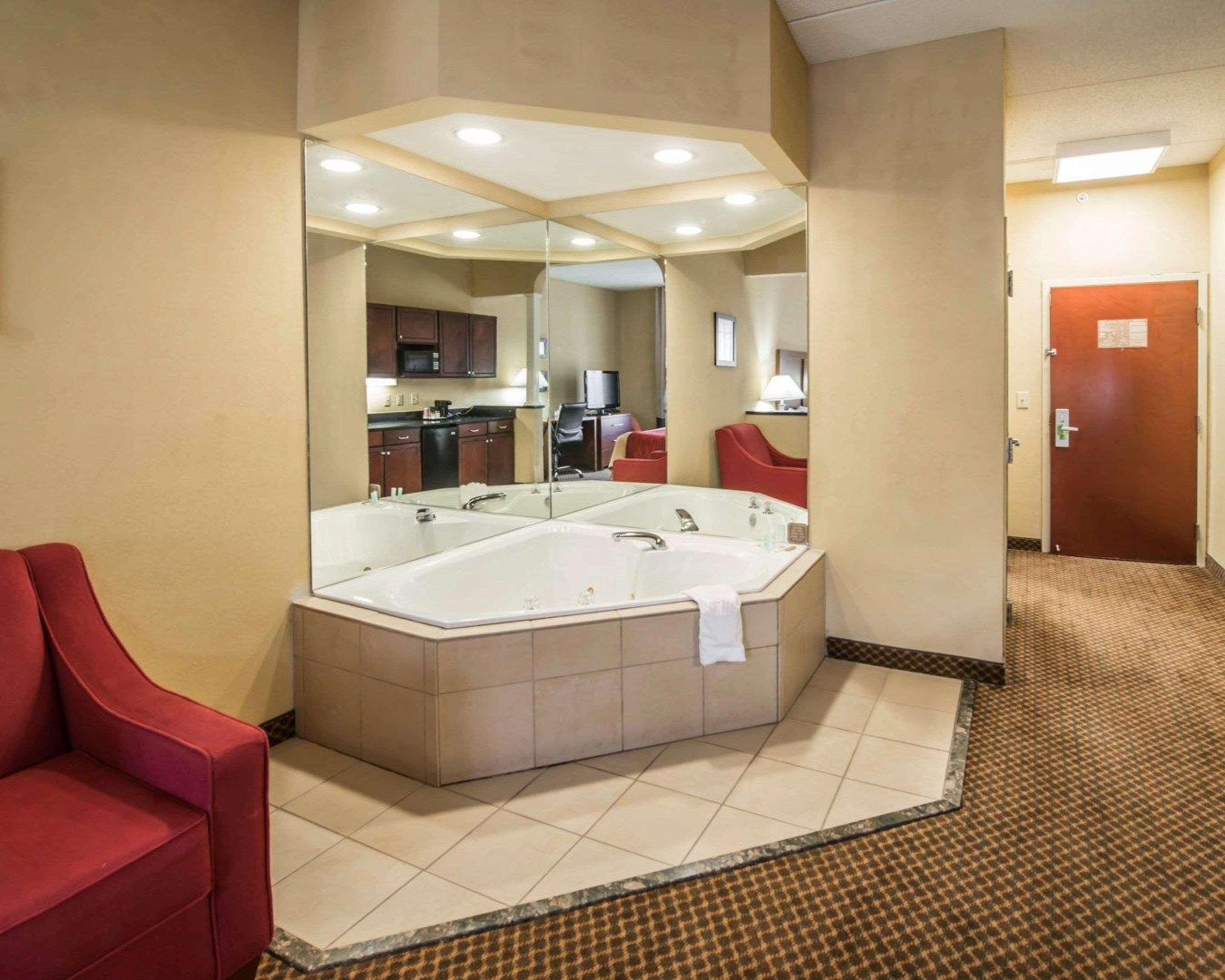 Comfort Inn & Suites Morganton Exteriér fotografie
