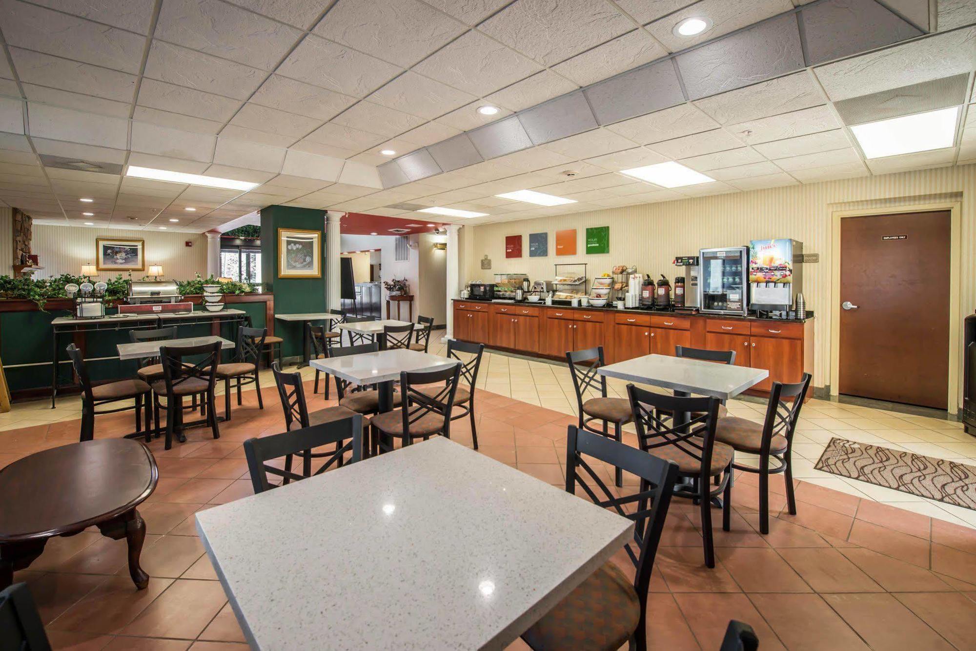 Comfort Inn & Suites Morganton Exteriér fotografie